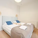 Apartman Victus Cosy Close To The In By Renters Sopot